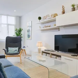 Casa Mimar - Moderna, Jardín Y Wifi Fibra 1 Gb, Ideal Vacaciones Y Teletrabajo Сasa de vacaciones